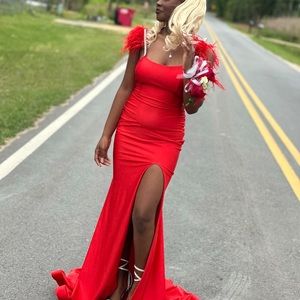 Color: Red, Size: Xs (may for Med. because it’s stretchy) Brand: Jessica Angel